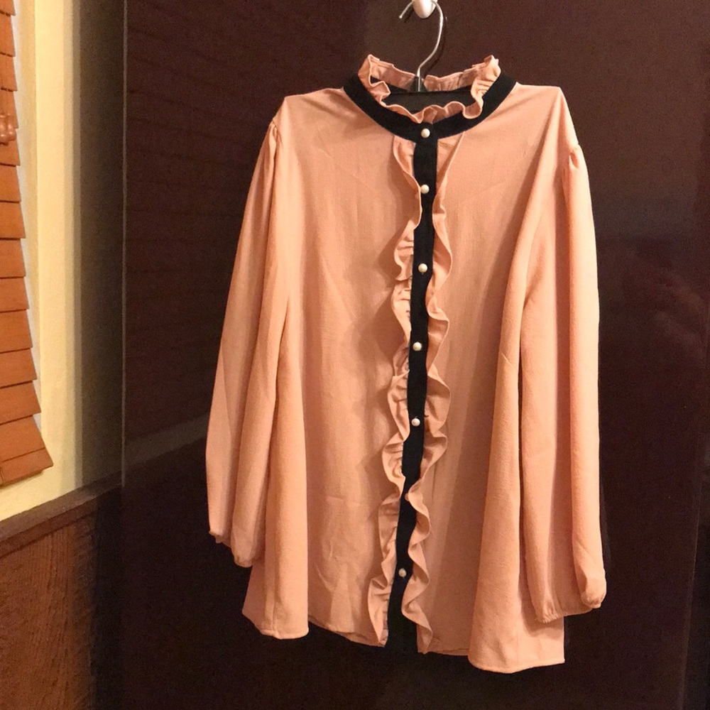 Womens medium long sleeve blouse. Good condition.